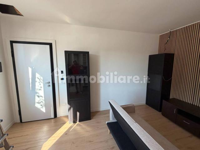 Trilocale via Alessandro Manzoni 28, Ospedaletto, Bolzano Vicentino