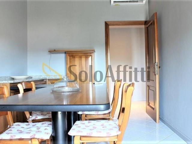 Trilocale via Alfonso Capecelatro 45, San Siro, Milano