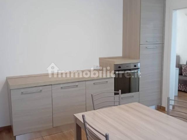 Trilocale via Alfredo Piatti, Centro, Mozzo