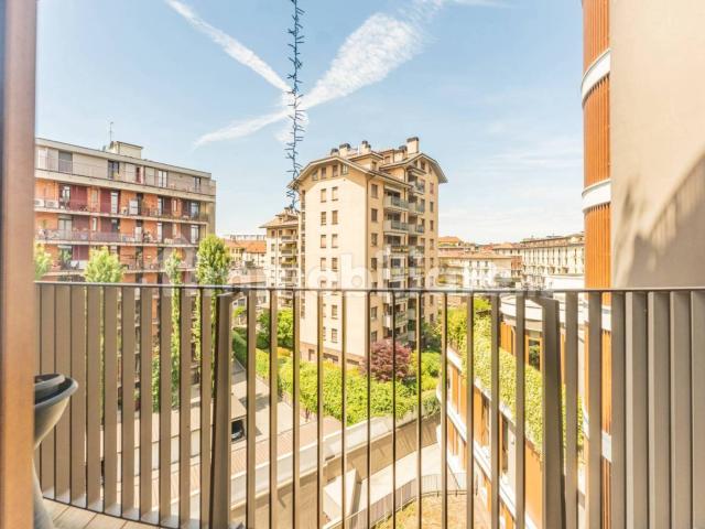 Trilocale via Alserio 10, Isola, Milano