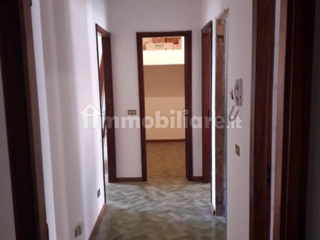 Trilocale via Ammiraglio Caracciolo 84, Rapisardi, Catania