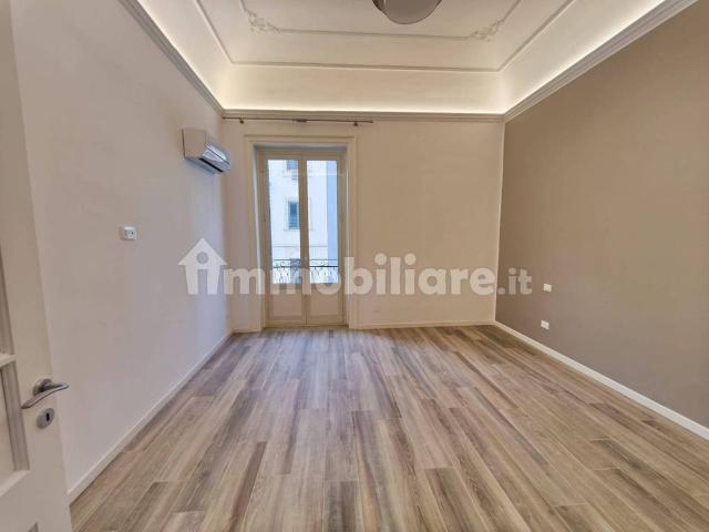 Trilocale via Ammiraglio Gravina, Roma Cavour, Palermo