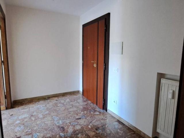 Trilocale via Angelo Bertolotto, Roma