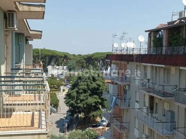Trilocale via Antonino d'Antona, Rione Alto, Napoli