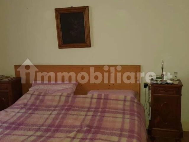Trilocale via Arco D'Augusto, 36, Centro Storico, Fano