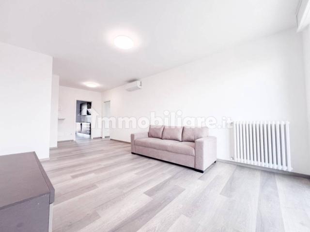 Trilocale via Archimede, Borgo Nuovo Navigatori, Verona