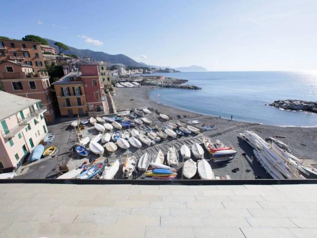 Trilocale via Argonauti 19, Sturla, Genova