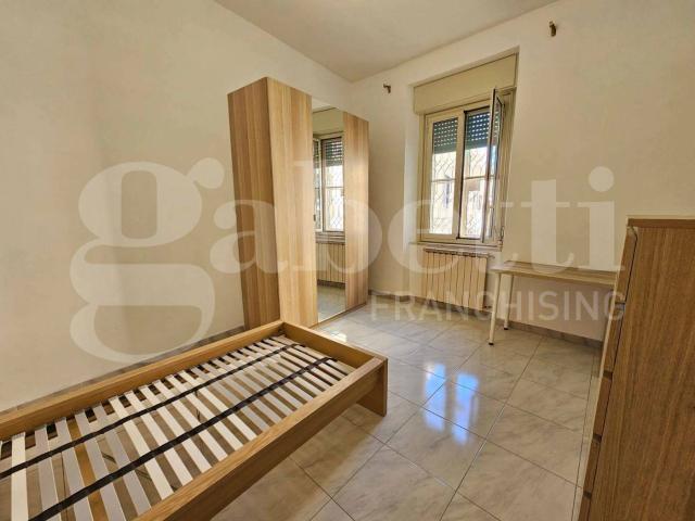 Trilocale via Bensaia, 12, Giostra, Messina