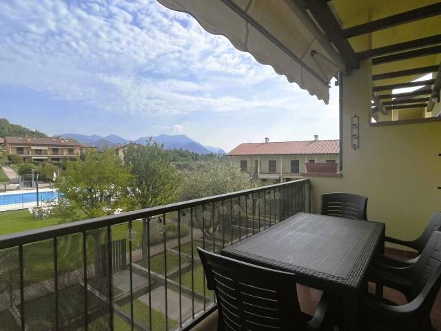 Trilocale via Borgo Alto 13, Castello, Puegnago sul Garda