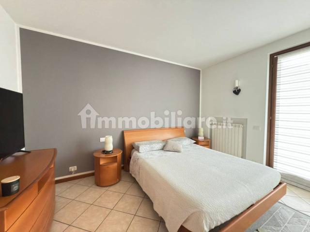 Trilocale via brughiera, Centro, Villa d'Almè