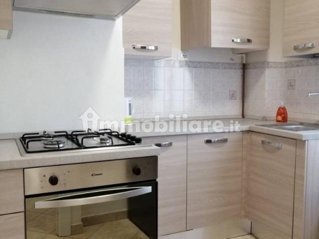 Trilocale via Caduti della Libertà, Centro, Casina