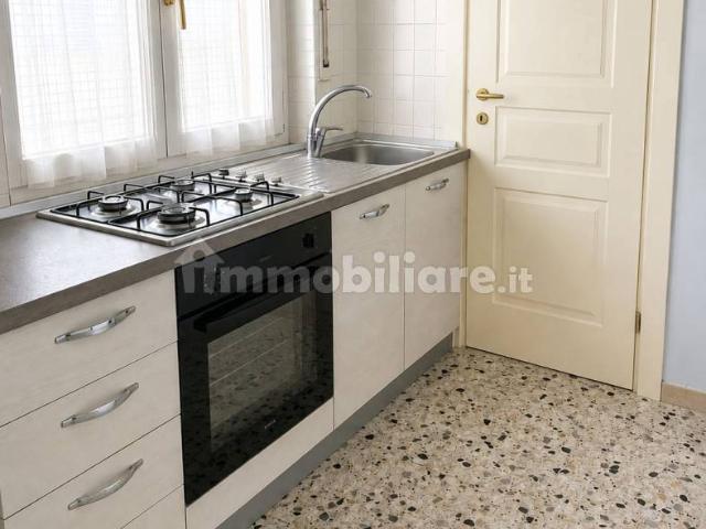 Trilocale via Caraglio, Centro Storico, Cuneo