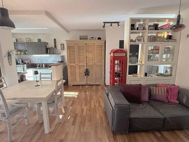Trilocale via Caterina Troiani 276, Torrino, Roma
