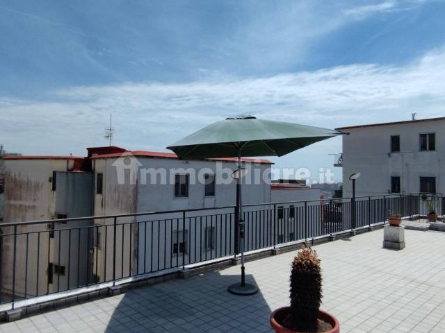 Trilocale via Celle 10, Pozzuoli Alta, Pozzuoli