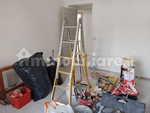 Trilocale via Chiomonte 3, Borgo Nuovo Castello, Rivoli