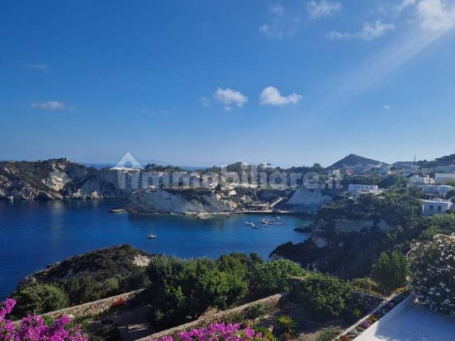 Trilocale via Chiesa, Le Forna, Ponza
