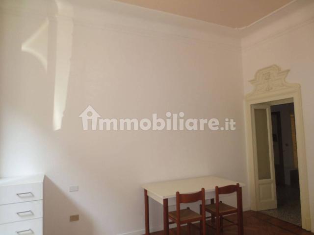 Trilocale via Ciro Menotti 4, Indipendenza, Milano