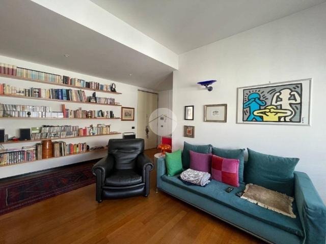 Trilocale via Colombo 60, Centro Storico, La Spezia
