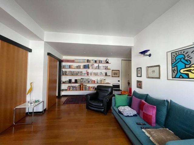 Trilocale via Colombo 60, Centro Storico, La Spezia