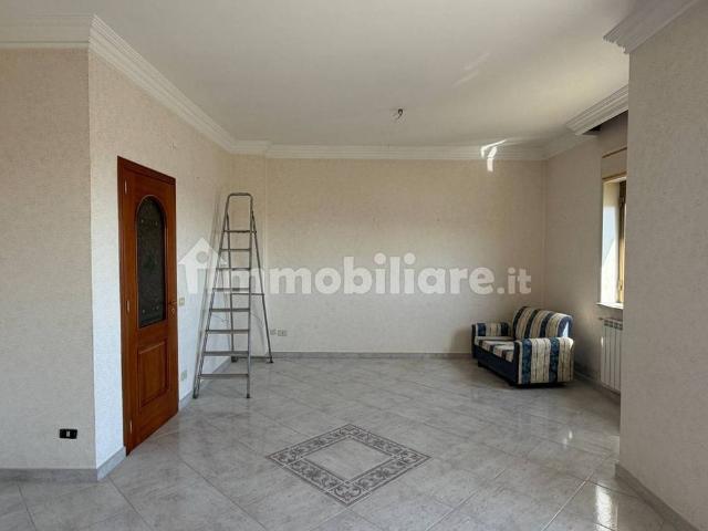 Trilocale via Colonnello Eber 13, Centro, Caltanissetta