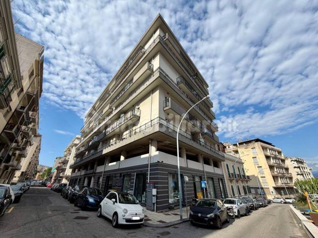 Trilocale via Colapesce, Garibaldi, Messina