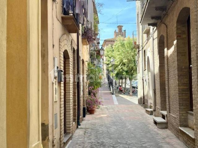 Trilocale via Corsea, Centro, Lanciano