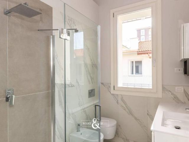 Trilocale via Cortelonga 10, Centro Storico, Monza