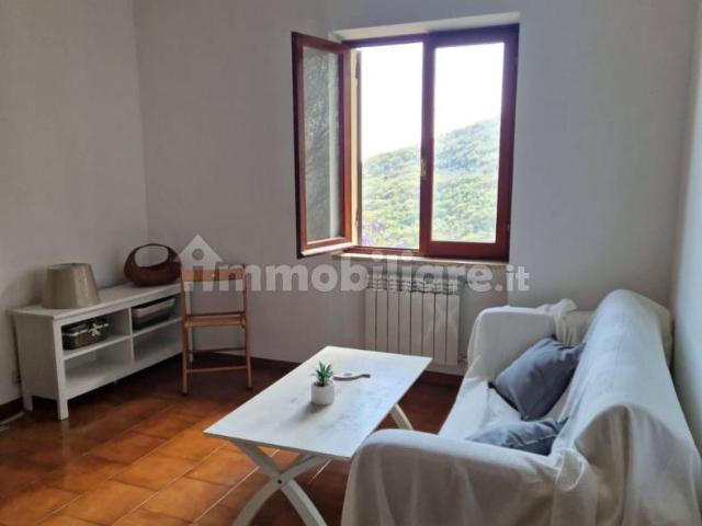Trilocale via Cortino, Sori