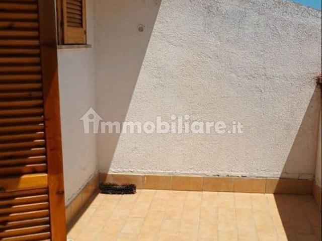 Trilocale via degli Oleandri 21, Borgata Marina, Roseto Capo Spulico