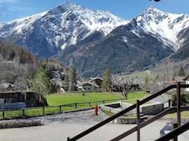 Trilocale via del Bacino, Centro, Courmayeur
