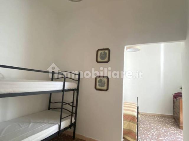Trilocale via del Fiore 12, Ischia di Castro