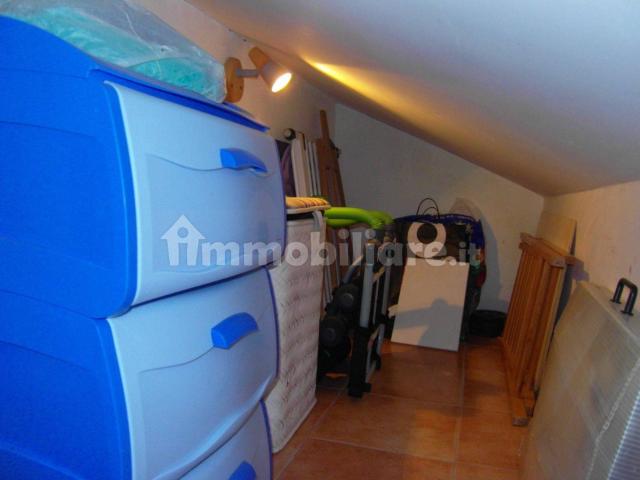 Trilocale via della Torretta 21, Centro, Pizzoli