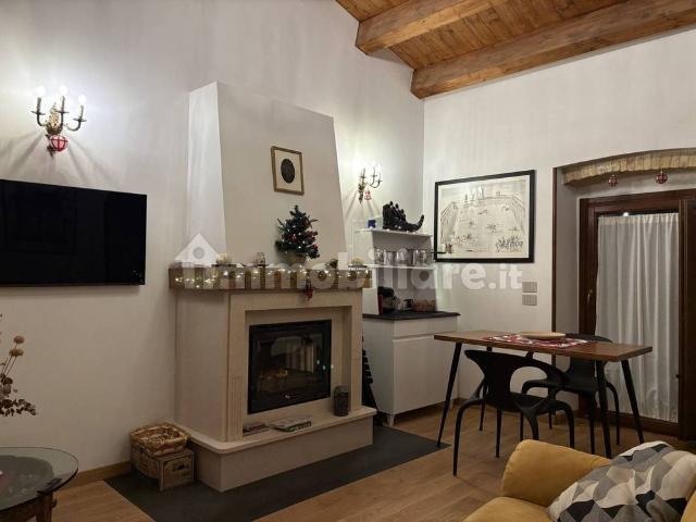 Trilocale via delle Querce 4, Centro, Rocca Pia