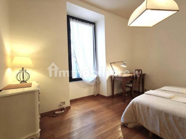 Trilocale via di Sant'Andrea delle Fratte, Spagna, Roma