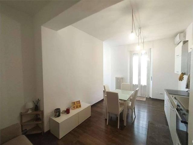 Trilocale via Don Luigi Guanella, 14, Precotto, Milano