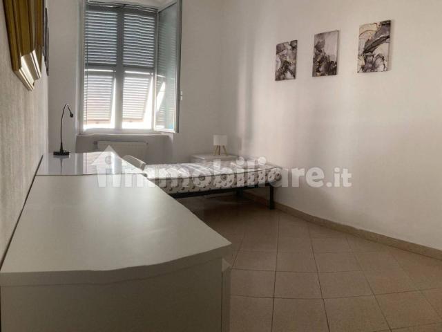 Trilocale via Donghi 16, San Fruttuoso, Genova