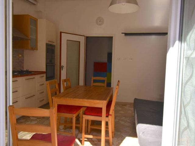 Trilocale via Edoardo Ferravilla 17, San Donato, Bologna