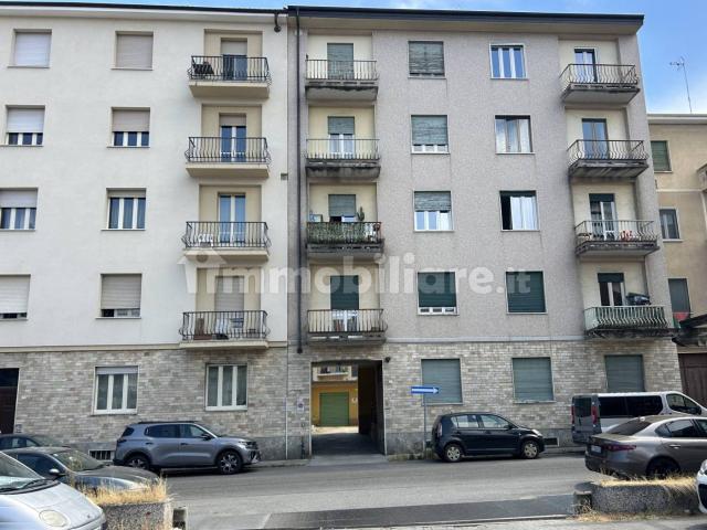 Trilocale via Enrico Cravero 30, Centro, Pinerolo