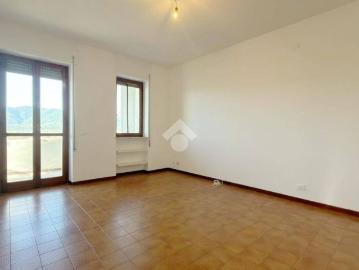 Trilocale via Felice Cavallotti 48, Marina di Carrara, Carrara