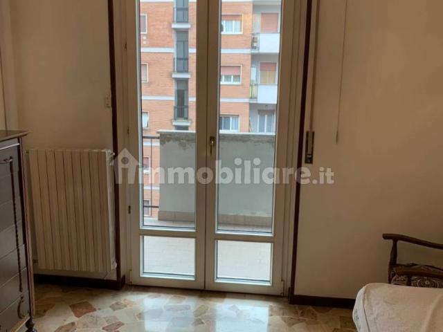 Trilocale via Filippo Turati 23, Centro, Cerro Maggiore