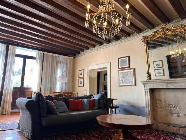 Trilocale via Foresto di Pagnano 3, Centro, Asolo