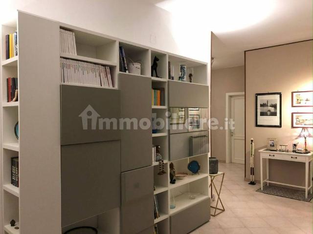 Trilocale via Francesco Baracca 44, Novoli, Firenze