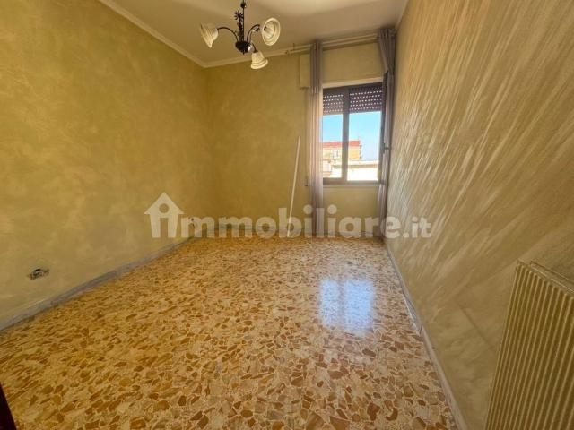 Trilocale via Francesco De Pinedo 125, Secondigliano, Napoli