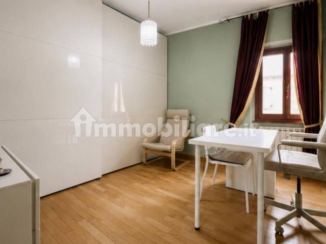 Trilocale via Francesco Ferrucci 279, Mezzana, Prato