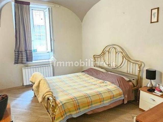Trilocale via Fratelli Costa 34, Centro, Casale Monferrato