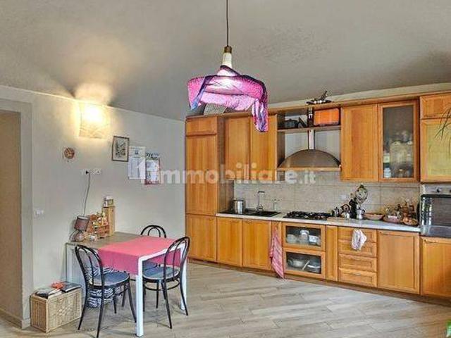 Trilocale via Fratelli Costa 34, Centro, Casale Monferrato