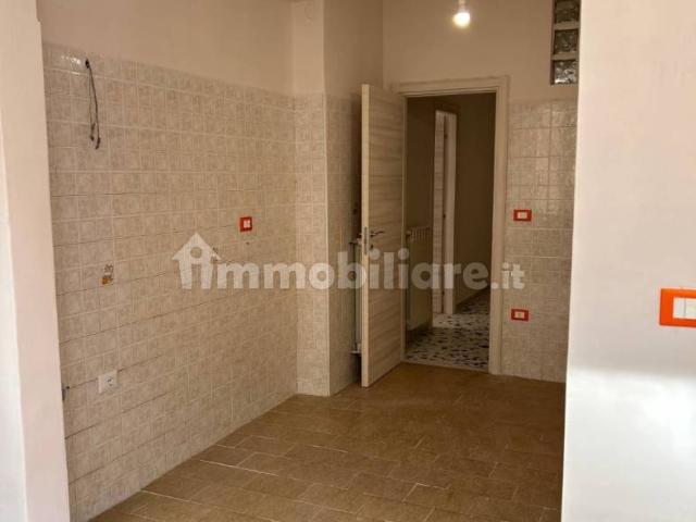 Trilocale via Guglielmo Oberdan 16, Anfiteatro, Pozzuoli