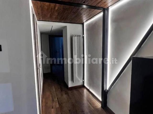 Trilocale via Guido Cavalcanti 4, Pasteur, Milano