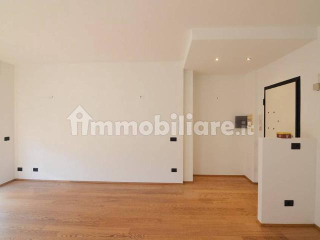 Trilocale via Gaggio, Malgrate