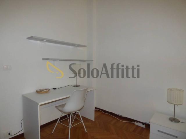 Trilocale via Genova 97, Nizza Millefonti, Torino